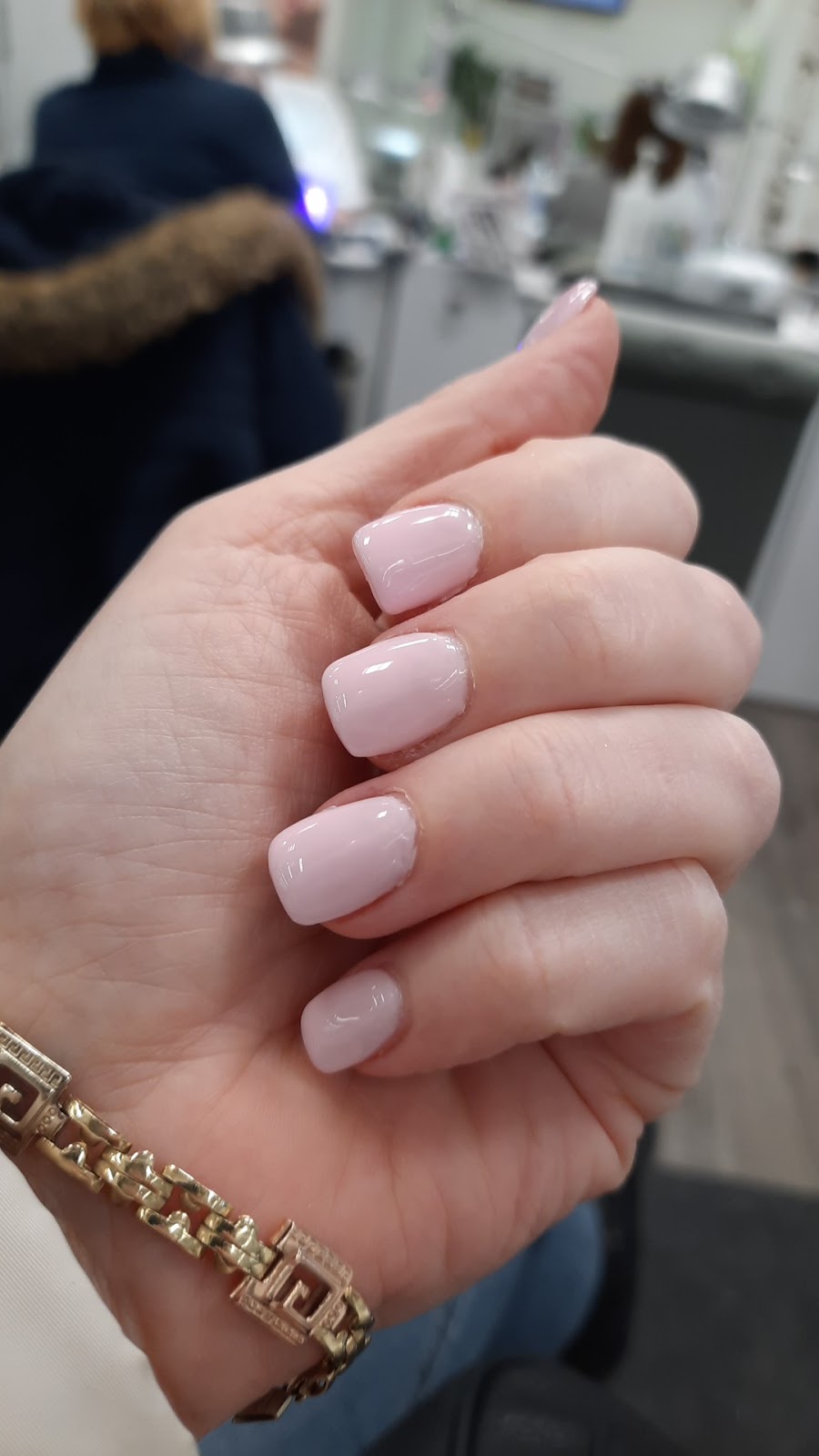 Regal Nails, Salon & Spa | 1001 Rue des Migrateurs, Lachenaie, QC J6V 0A8, Canada | Phone: (450) 657-9545