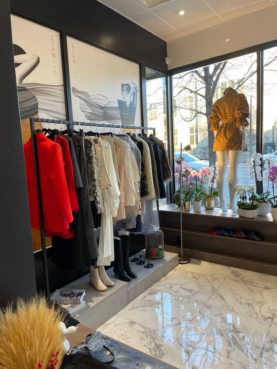 Elantur Style | 2780 Yonge St, Toronto, ON M4N 2J2, Canada | Phone: (416) 322-7772