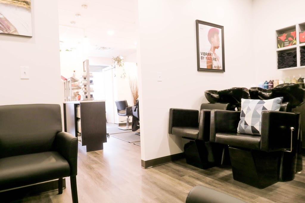Aurora Salon & Spa | 1500 Bank St #32, Ottawa, ON K1H 7Z2, Canada | Phone: (613) 695-5444