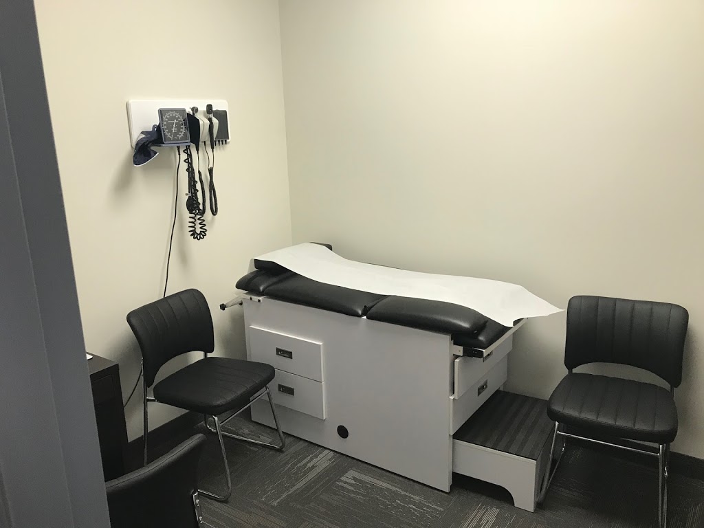 Square Medical Clinic | 225 Speers Rd #5, Oakville, ON L6K 0J4, Canada | Phone: (289) 837-3311