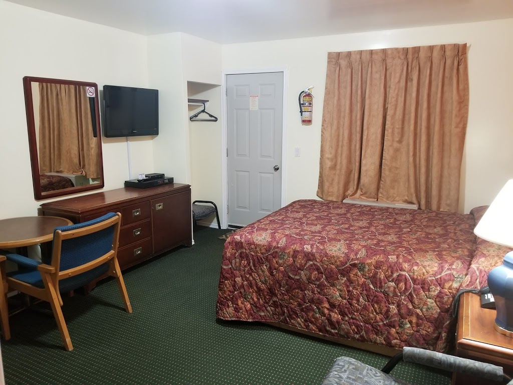 Norvic Motel | 1340, Hwy 17 East, Wahnapitae, ON P0M 3C0, Canada | Phone: (705) 694-4818