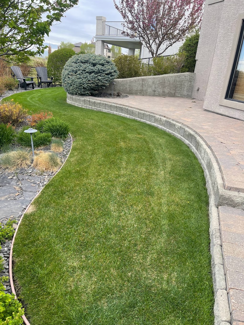 HT Landscaping & maintenance | 157 Cimarron Grove Cir, Okotoks, AB T1S 2M1, Canada | Phone: (587) 585-4002