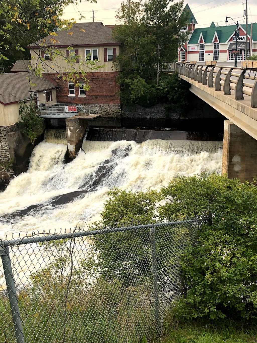 Riverwalk | 3 Ecclestone Dr, Bracebridge, ON P1L 1S4, Canada | Phone: (705) 646-0711