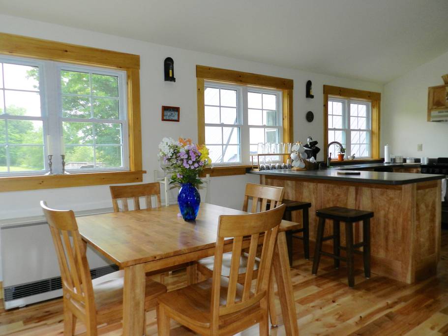 The Lodge at Blackberry Hill | 359 Stevens Rd, West Glover, VT 05875, USA | Phone: (802) 673-8139