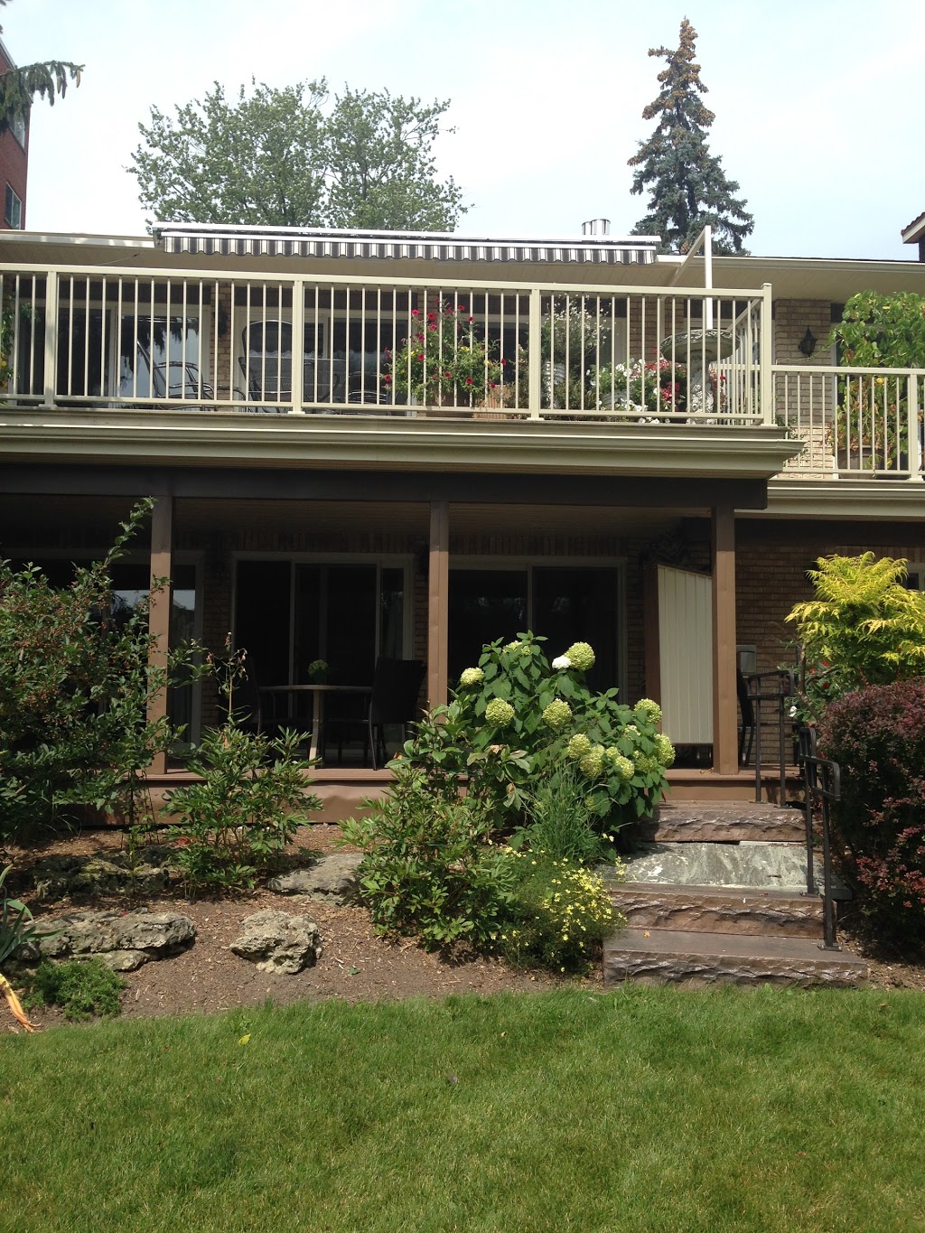 Meladale on the Avon | 49 William St, Stratford, ON N5A 4X9, Canada | Phone: (519) 305-0493
