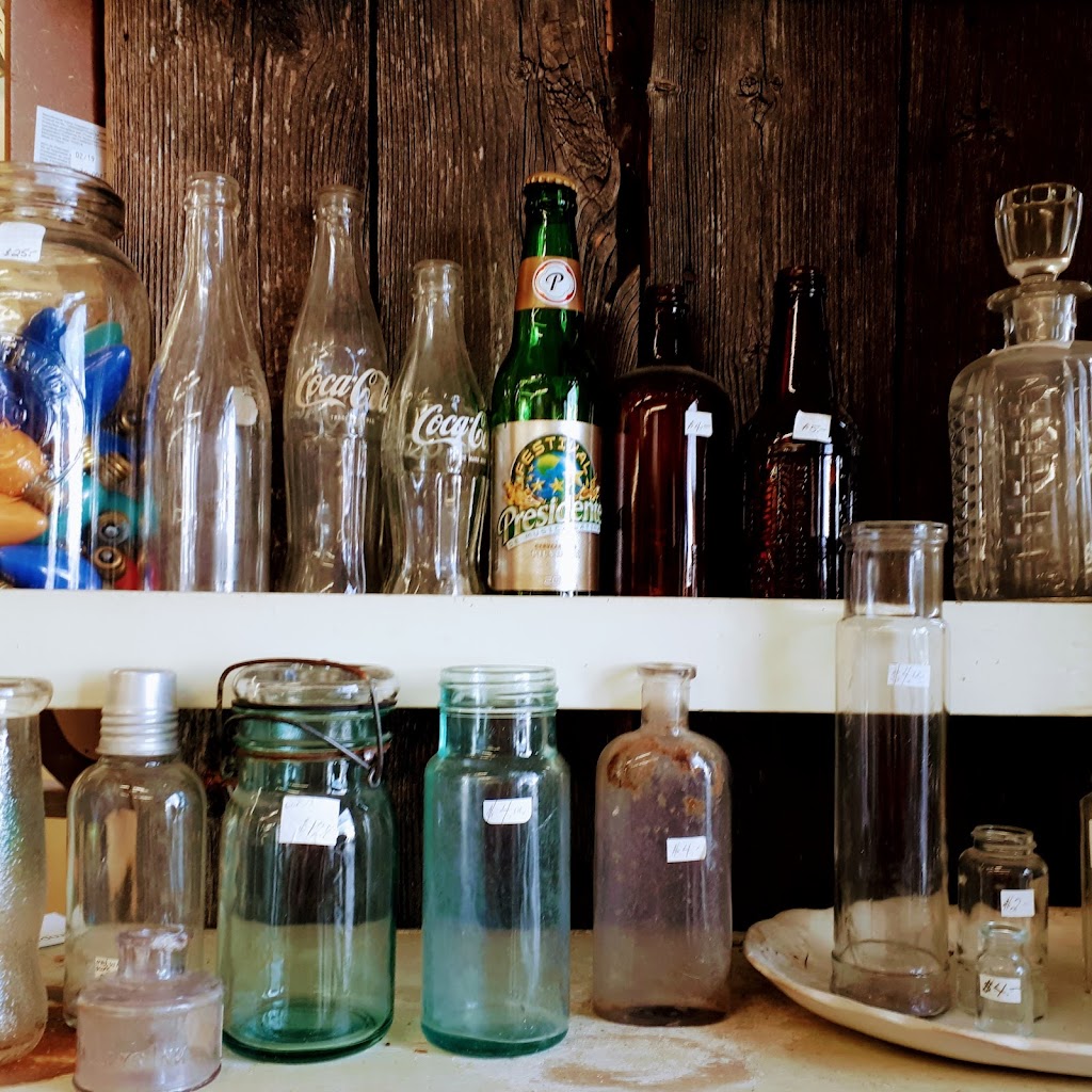 Teddys Antiques | Located Inside The Flower Garden, 185 Ontario St, Burks Falls, ON P0A 1C0, Canada | Phone: (705) 382-1006