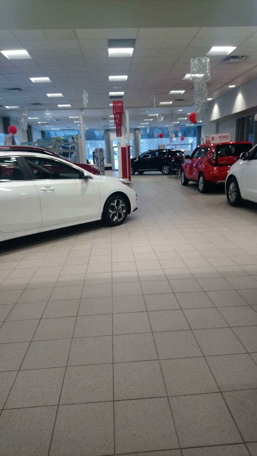 Bank Street Kia Service Centre | 2559 Bank St, Gloucester, ON K1T 1P1, Canada | Phone: (613) 801-0269