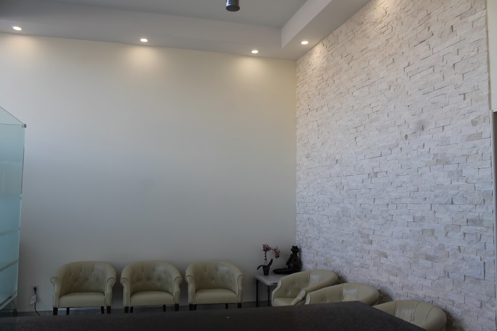 WORLD DRIVE DENTISTRY | 70 World Dr Unit 2, Mississauga, ON L5T 0B6, Canada | Phone: (905) 696-7500