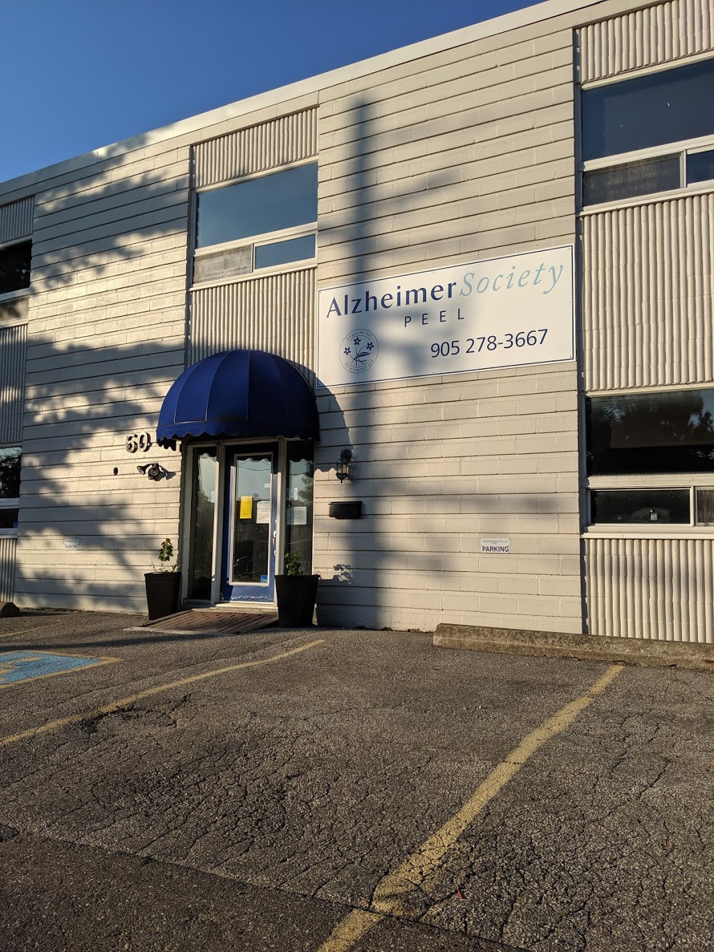 Alzheimer Society Peel | 60 Briarwood Ave, Mississauga, ON L5G 3N6, Canada | Phone: (905) 278-3667