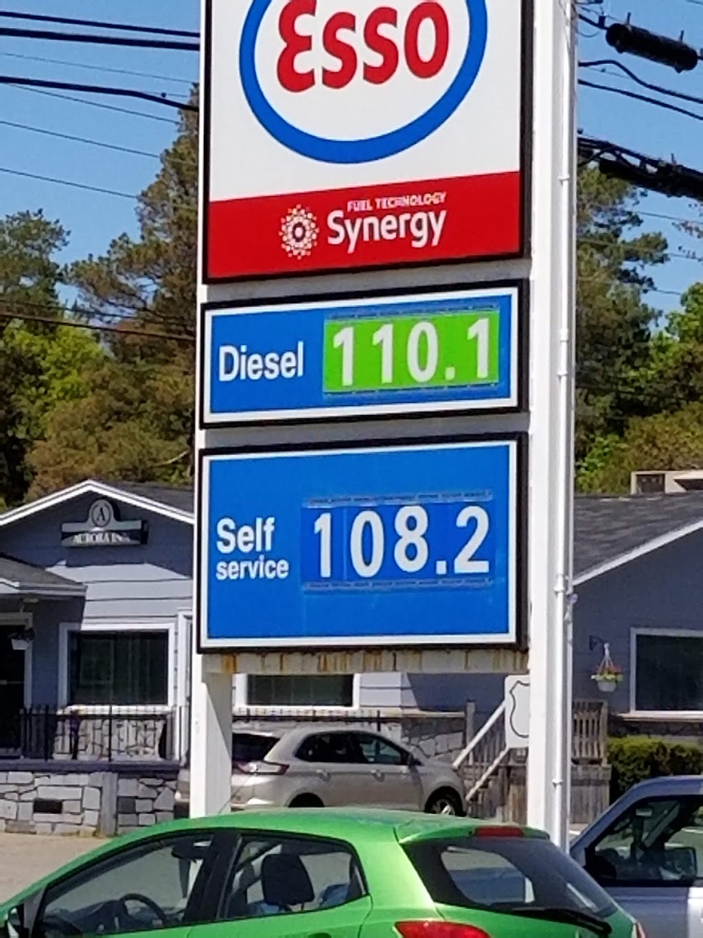 Esso | 820 Main St, Kingston, NS B0P 1R0, Canada | Phone: (902) 765-2555