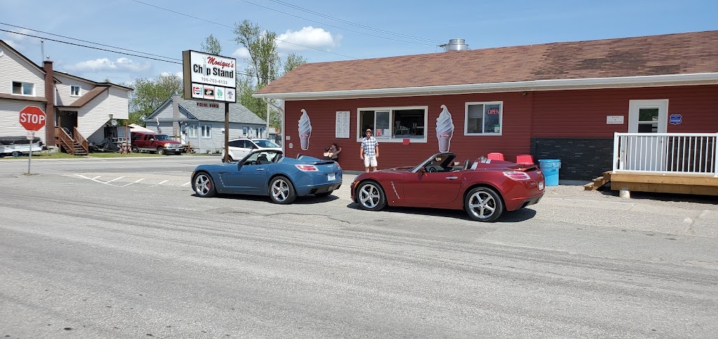 Moniques | 276 Nipissing St, Sturgeon Falls, ON P2B 3B3, Canada | Phone: (705) 753-6133