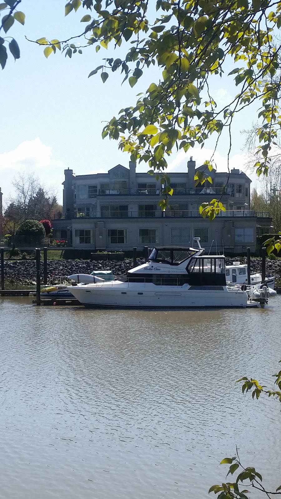 Ladner Harbour Authority | Mcneeleys Way, Delta, BC V4K 5E2, Canada | Phone: (604) 940-6432