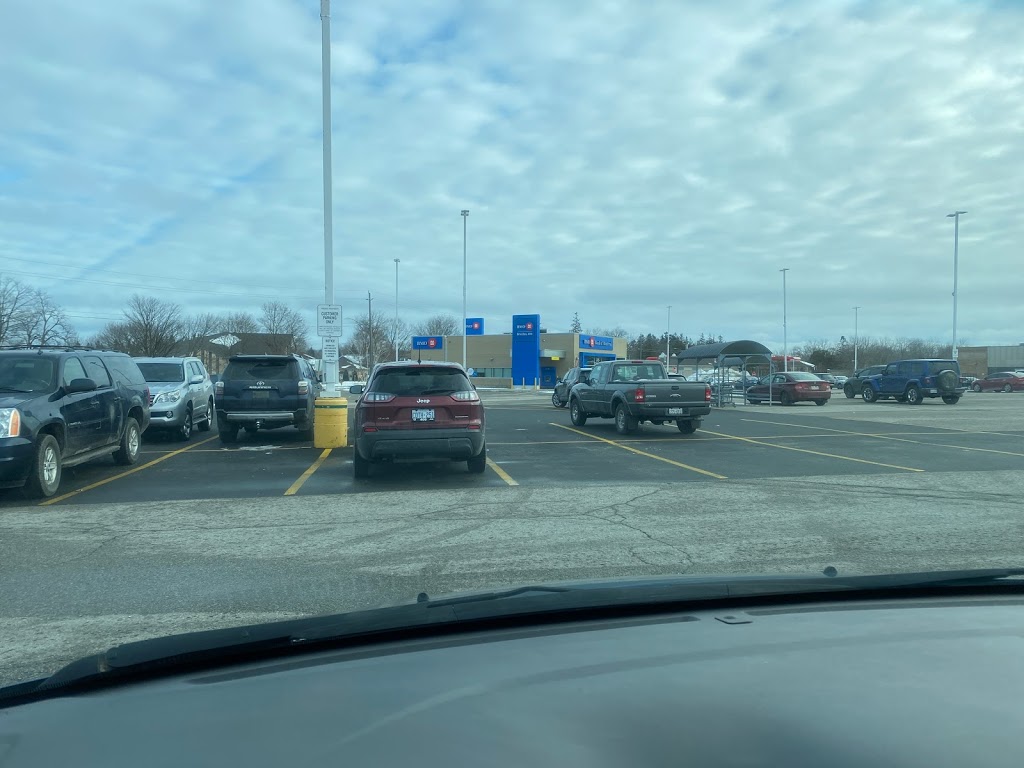 BMO Bank of Montreal | 285 Coldwater Rd W, Orillia, ON L3C 3M1, Canada | Phone: (705) 325-3643