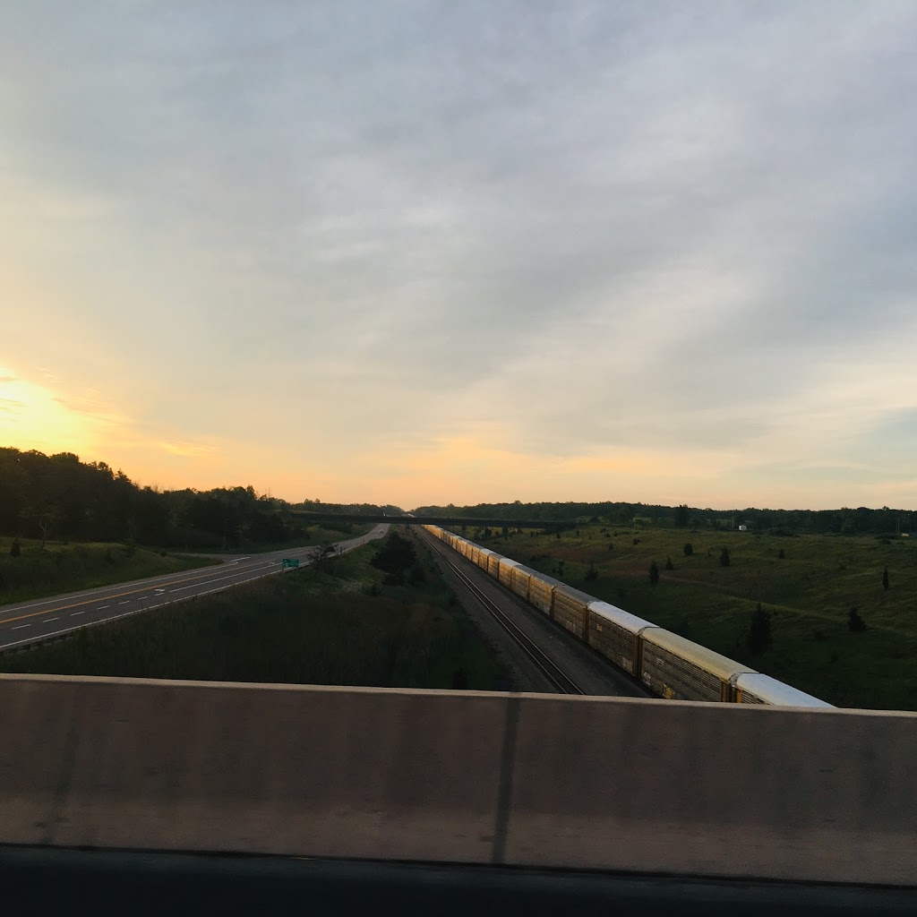 Pioneer Heavy Haul | 262 Silverthorn St, Welland, ON L3B 5N4, Canada | Phone: (905) 732-9895
