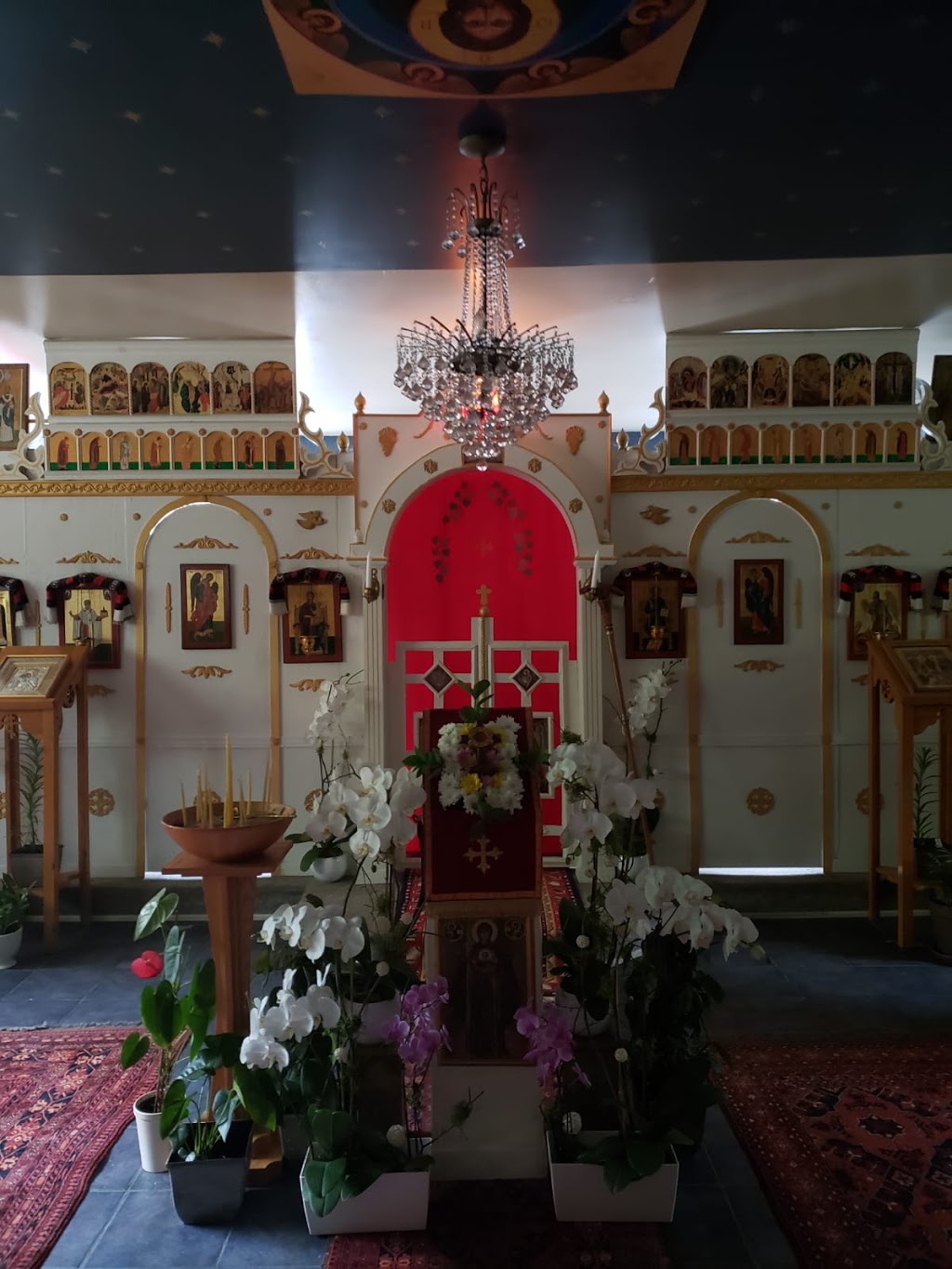 Monastery of the Protection of the Mother of God | 168 Chemin Louisa, Wentworth, QC J8H 0C7, Canada | Phone: (450) 533-1114