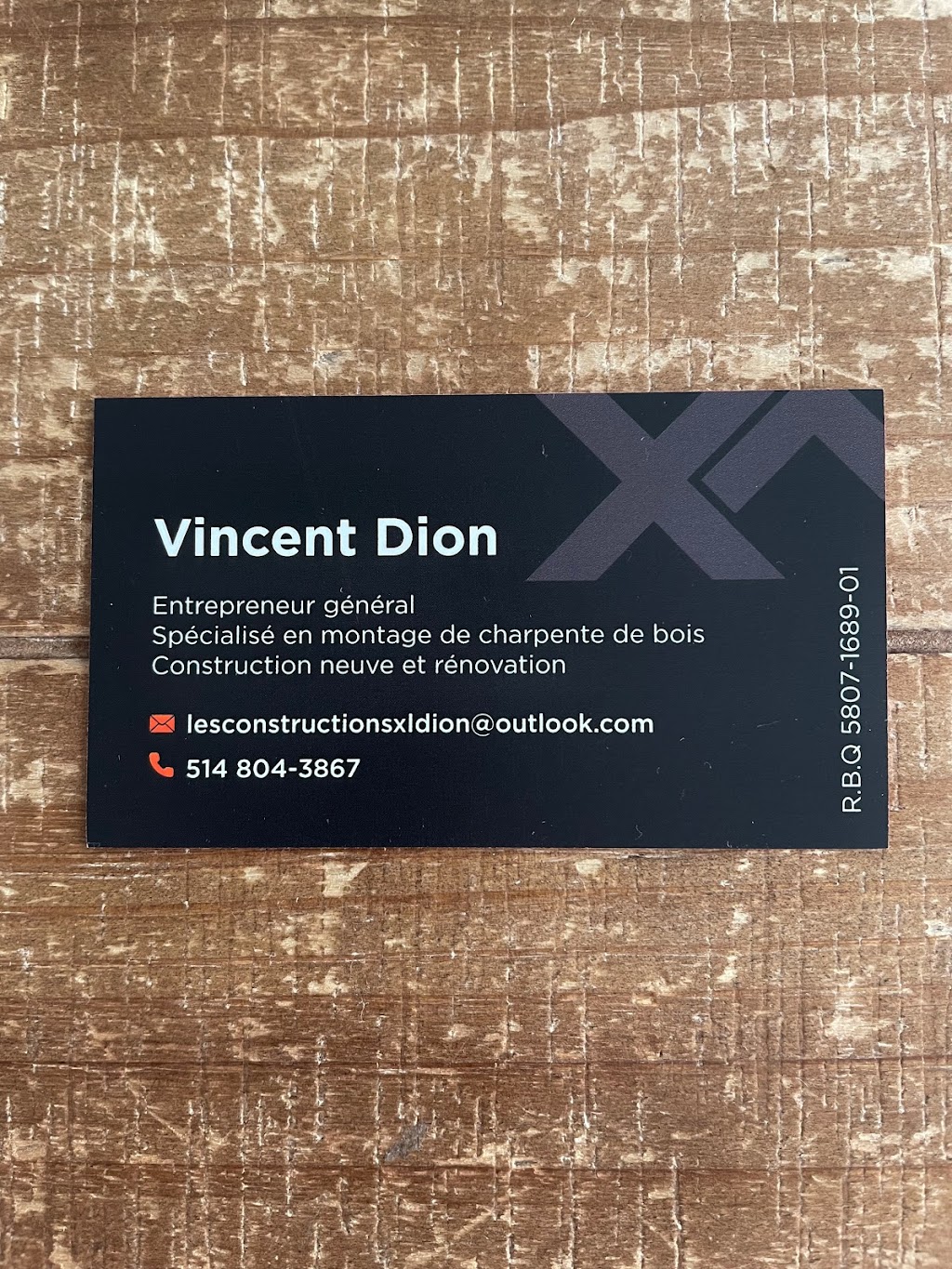 La Fabrik Graphiste | Rue du Saphir, Saint-Colomban, QC J5K 2T5, Canada | Phone: (579) 887-8828