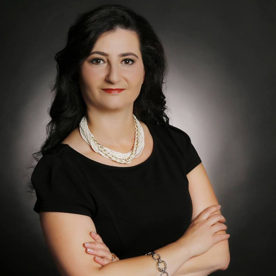 Ajax Realtor - Roula Hassan | 408 Dundas St W, Whitby, ON L1N 2M7, Canada | Phone: (905) 999-1899