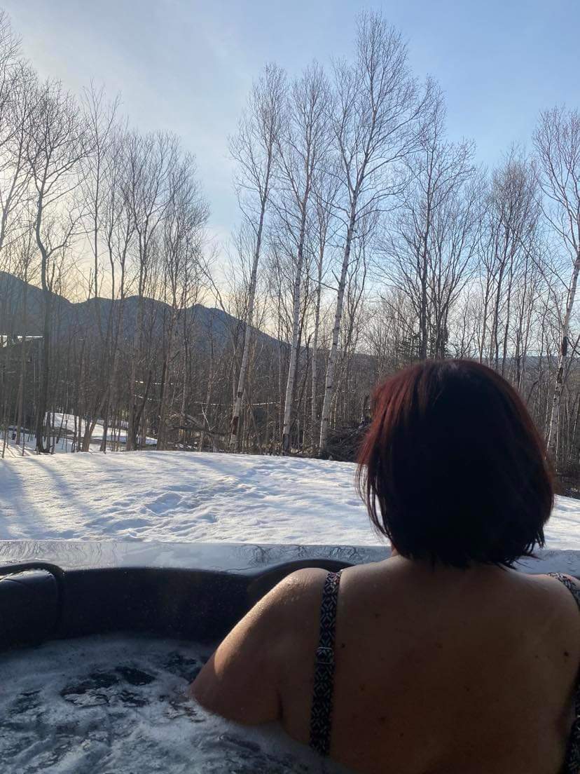 Chalet Artemis | 401 Chemin de la Détente, Val-Racine, QC G0Y 1E1, Canada | Phone: (450) 502-1472