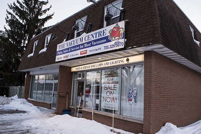 The Vacuum Centre | 473 Laclie St, Orillia, ON L3V 4P9, Canada | Phone: (705) 326-5070