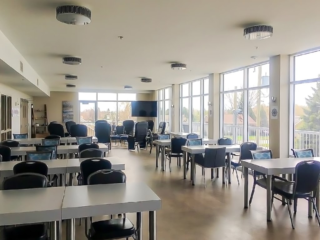 Domaine des Aînés | 2592 Avenue du Pont N, Alma, QC G8E 1R3, Canada | Phone: (418) 668-4071
