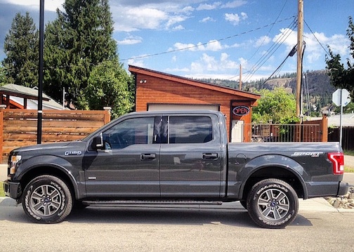 Tint Works Kelowna window tinting | 1291 Ethel St, Kelowna, BC V1Y 2W8, Canada | Phone: (250) 864-8468