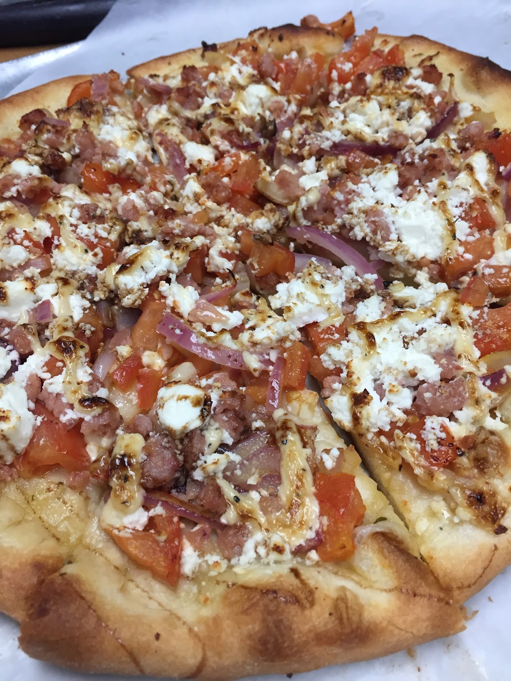 Venezia Pizza heartlake | 230 Sandalwood Pkwy E, Brampton, ON L6Z 1R3, Canada | Phone: (905) 846-3648