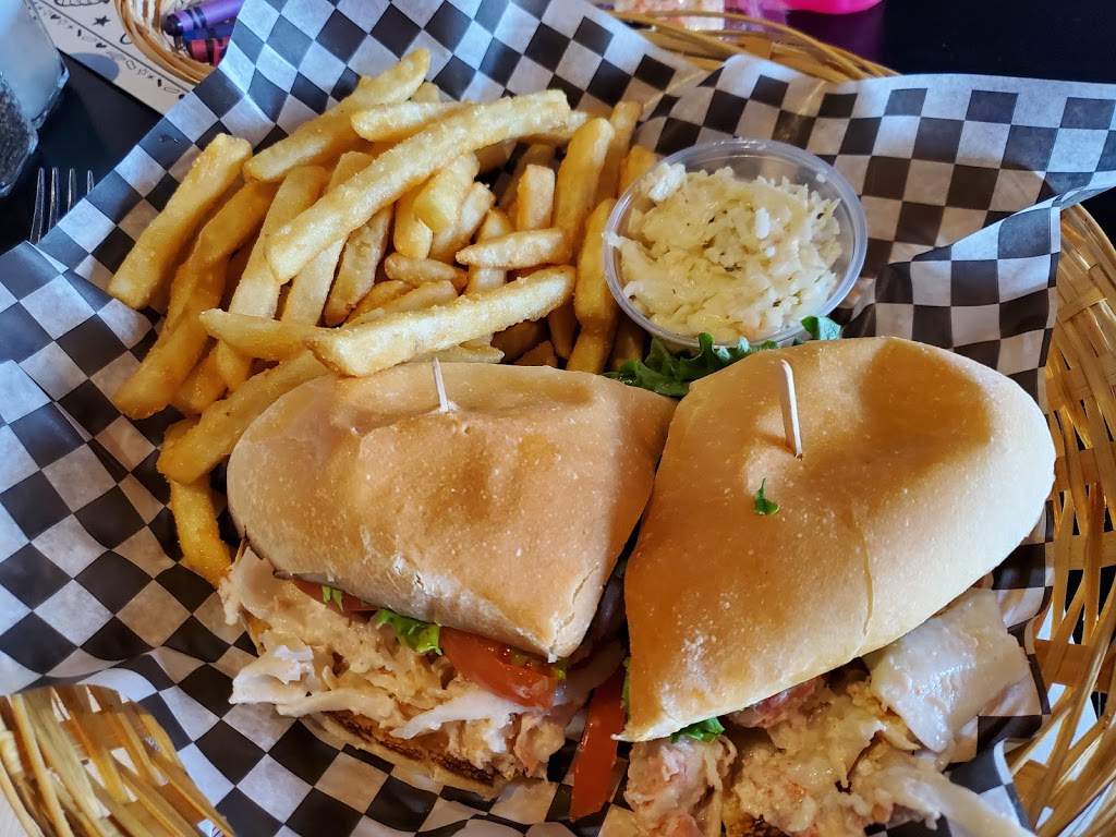 Casse-Croute La Gaspesienne | 1248 Rue Yves-Blais, Terrebonne, QC J6V 1P7, Canada | Phone: (450) 654-6300