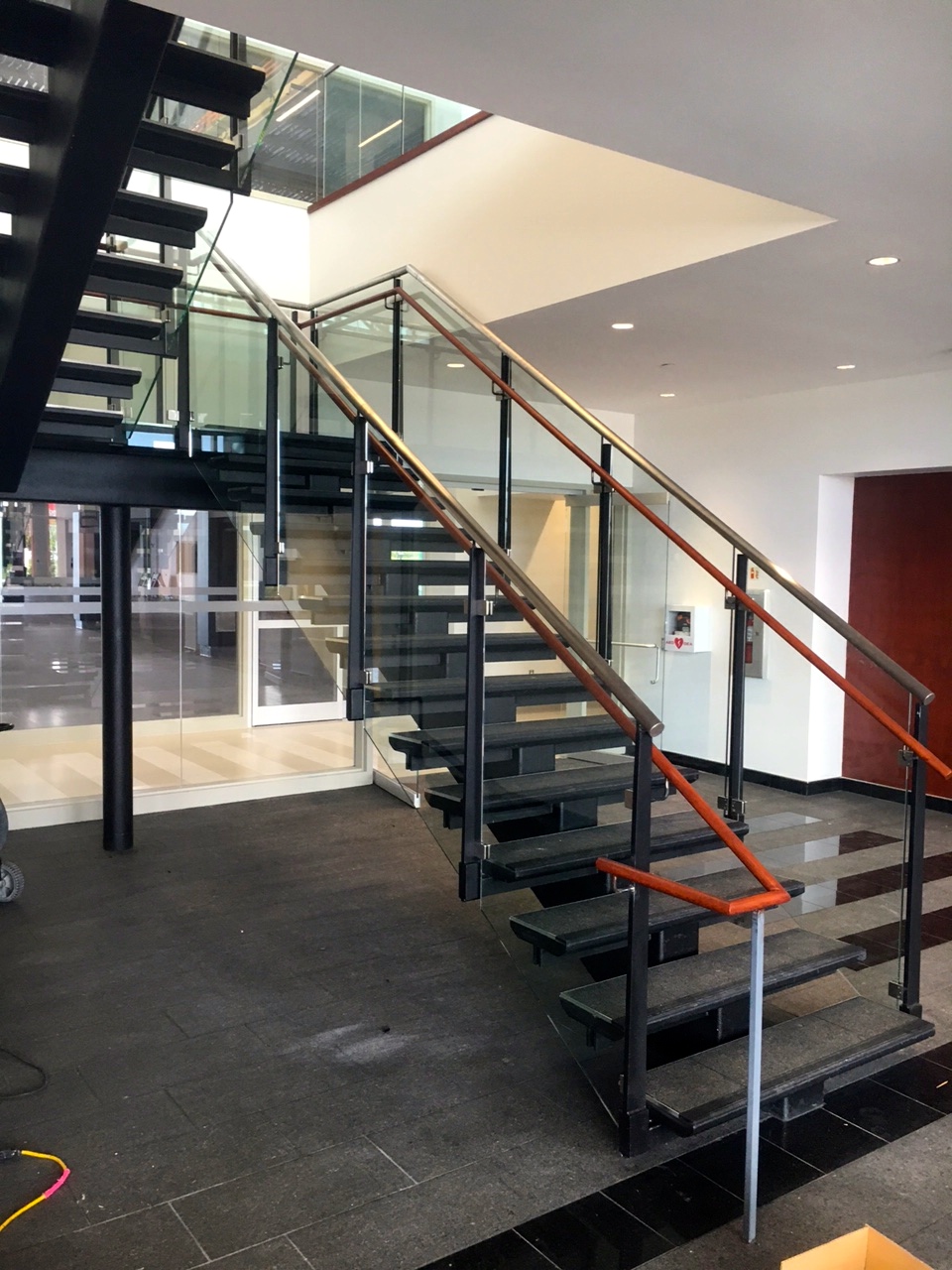 Johns Glass | 2265 Petawawa Blvd, Pembroke, ON K8A 7G7, Canada | Phone: (613) 687-2530