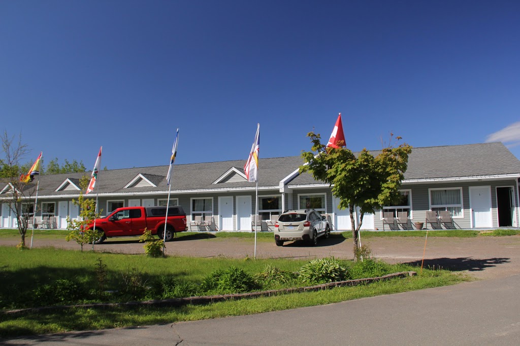 Fundy Rocks Motel | 3471 NB-114, Edgetts Landing, NB E4H 2G5, Canada | Phone: (877) 734-1904