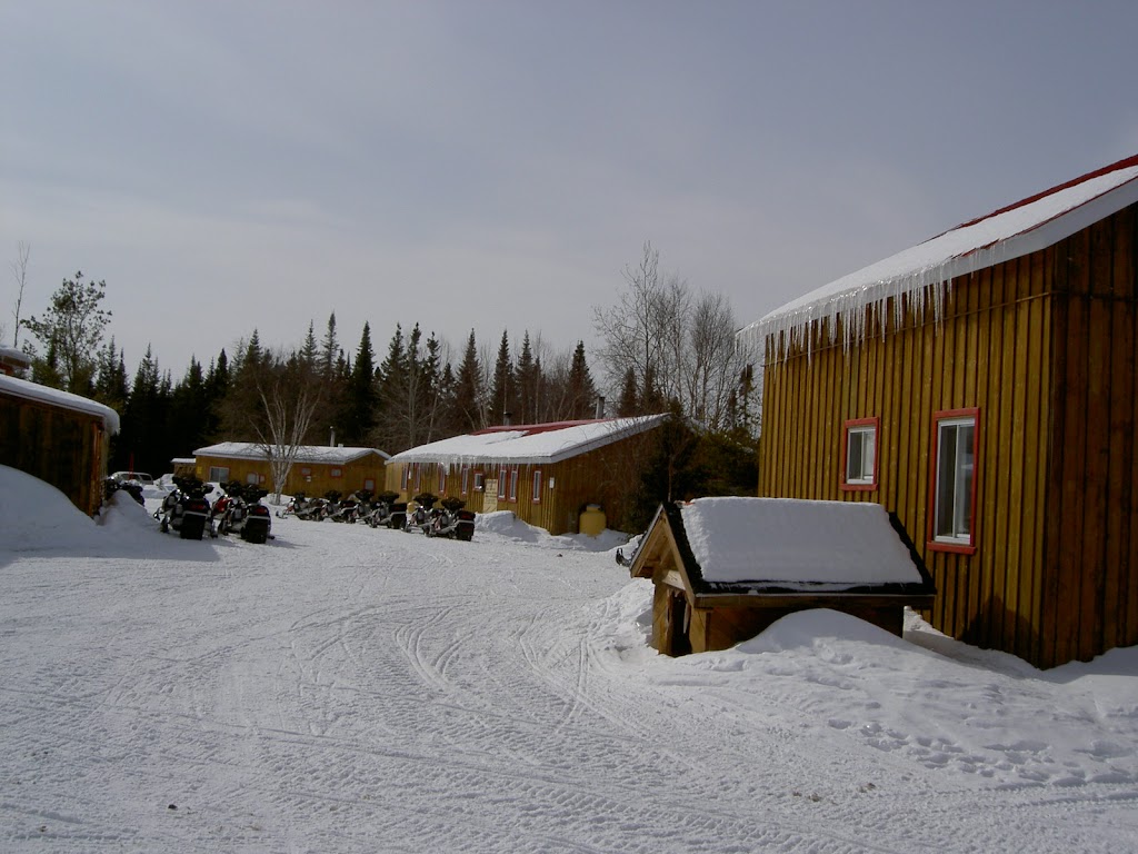 Pourvoirie Le LAC DU REPOS | Saint-Michel-des-Saints, QC J0K 3B0, Canada | Phone: (514) 600-0372