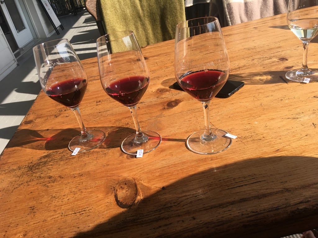 Featherstone Estate Winery & Vineyard | 3678 Victoria Ave, Vineland, ON L0R 2C0, Canada | Phone: (905) 562-1949