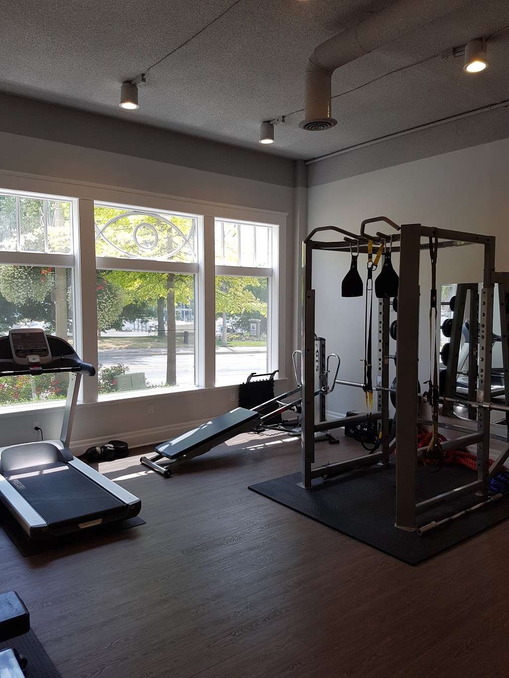 Exec-U-Fit Personal Fitness Training Centre | 2469 Lakeshore Rd W, Oakville, ON L6L 1H9, Canada | Phone: (416) 402-8698
