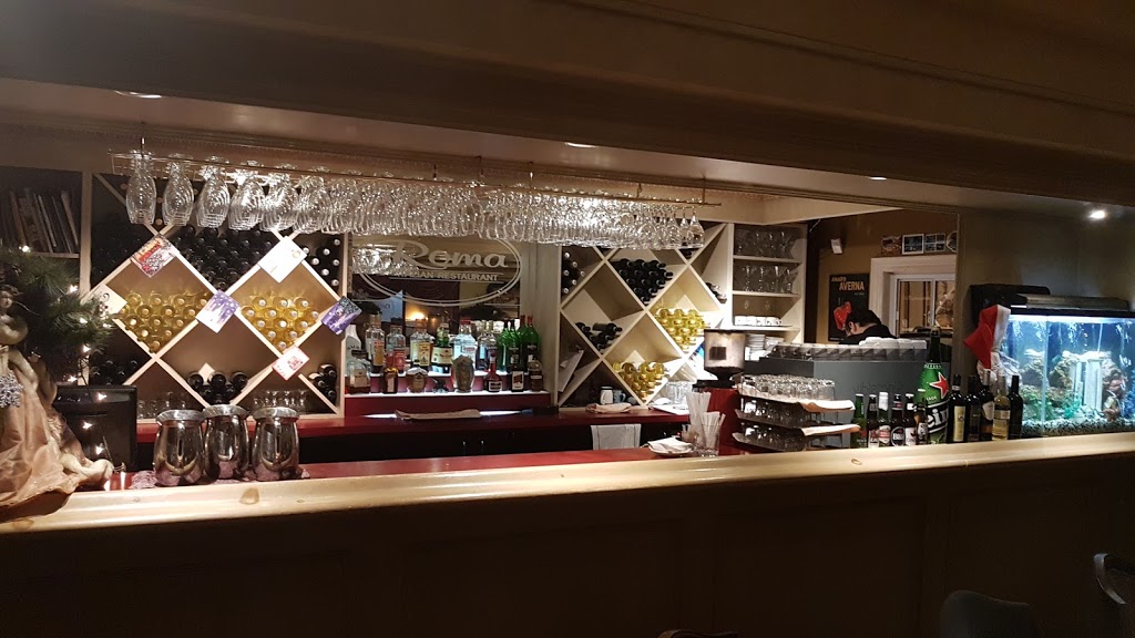 Roma Italian Restaurant | 6350 Tomken Rd, Mississauga, ON L5T 1Y3, Canada | Phone: (905) 670-3278