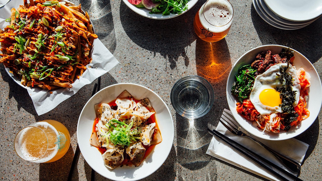 Side Hustle Snack Bar | 899 Portland St, Dartmouth, NS B2W 2N4, Canada | Phone: (902) 444-7765