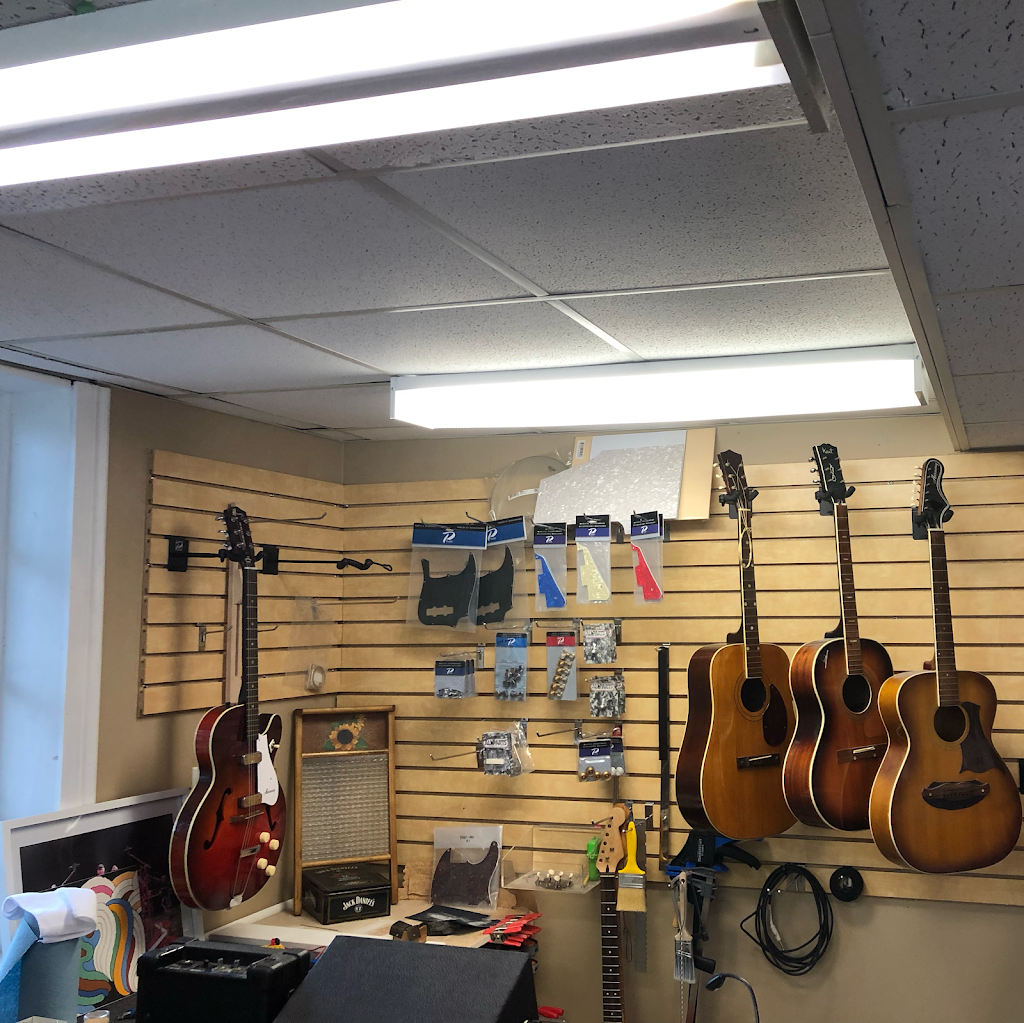 Grimsby Music | 13 Mountain St Building B, Grimsby, ON L3M 3J7, Canada | Phone: (289) 965-9407