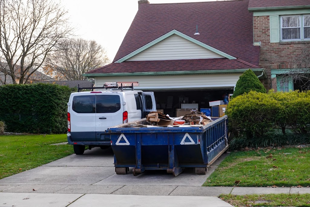 Helpu Cleaning | 45 Meg Dr Unit 201A, London, ON N6E 2V2, Canada | Phone: (866) 546-0036