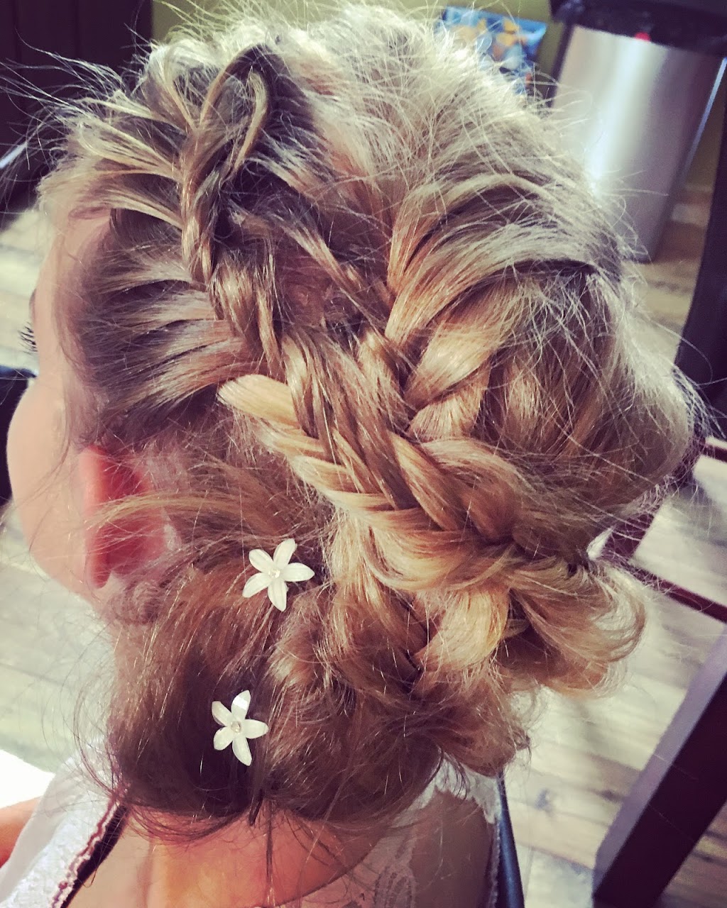 K.Magtolis Hair Studio | 736 Upper James St, Hamilton, ON L9C 3A2, Canada | Phone: (289) 755-9030