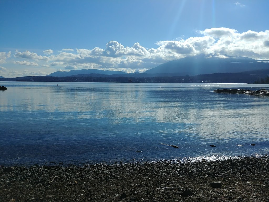 Elliot Beach Park | Elliot Way, Ladysmith, BC V9G 1K7, Canada | Phone: (250) 746-2620