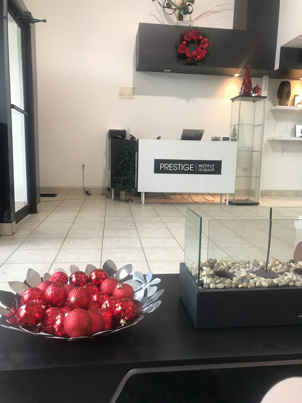 Prestige Institut de Beaute | 9335 Bd Lacordaire, Saint-Léonard, QC H1R 2B6, Canada | Phone: (514) 379-3222