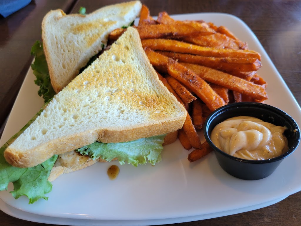 Cow Bay Marine Pub Inc | 1695 Cowichan Bay Rd, Cowichan Bay, BC V0R 1N0, Canada | Phone: (250) 748-2330