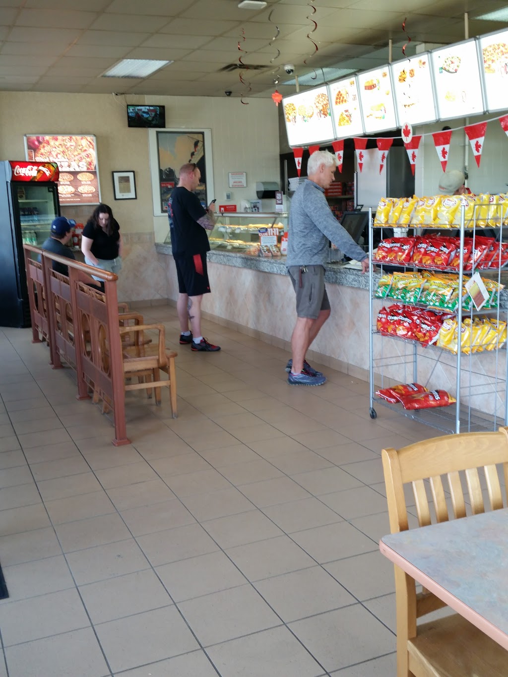 Pizza Pizza | 500 York Rd, Guelph, ON N1E 3J4, Canada | Phone: (519) 837-1111