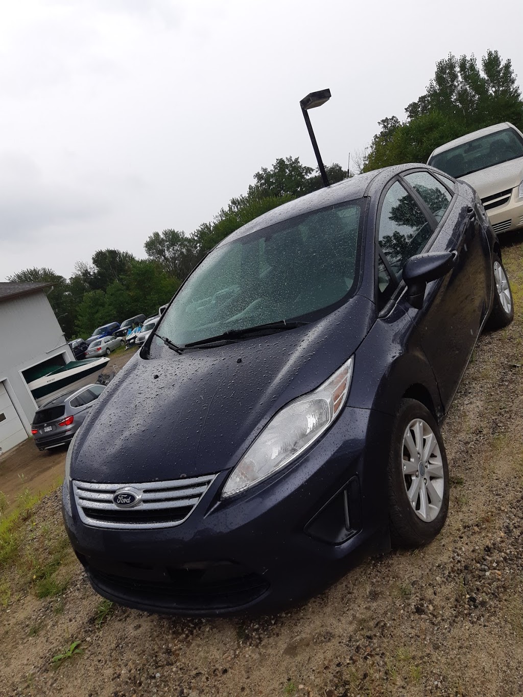 Auto Sans Limite Inc. | 147 Rue Papineau, Papineauville, QC J0V 1R0, Canada | Phone: (819) 427-9546