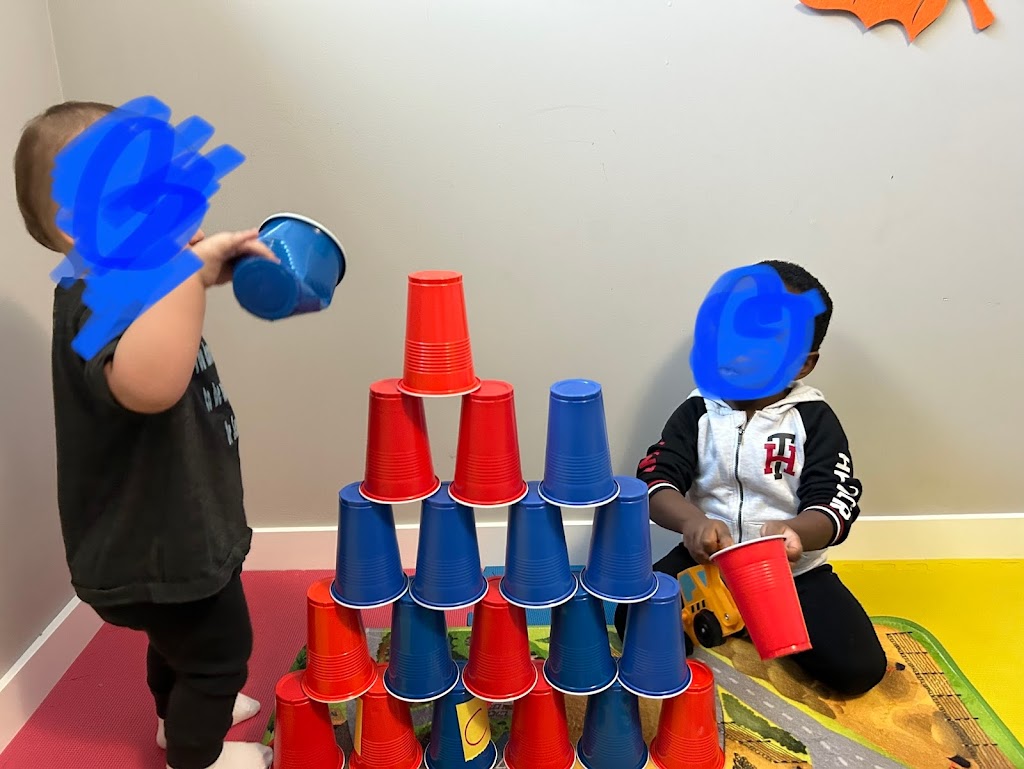 Minions Dayhome | 826 Nolan Hill Blvd NW, Calgary, AB T3R 0W1, Canada | Phone: (403) 836-3298