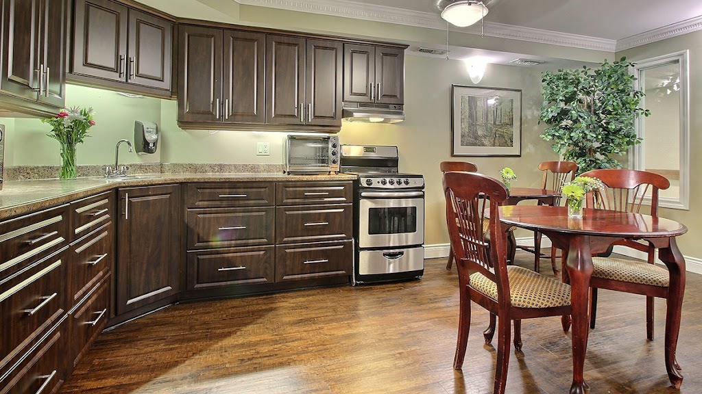 Chartwell Pembroke Heritage Retirement Residence | 1111 Pembroke St W, Pembroke, ON K8A 8P6, Canada | Phone: (613) 775-5009