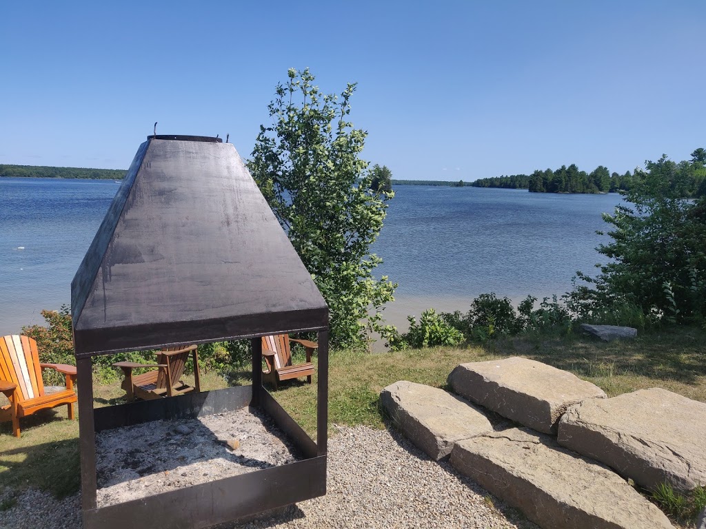 OWL Rafting | 40 owl Ln, Foresters Falls, ON K0J 1V0, Canada | Phone: (800) 461-7238