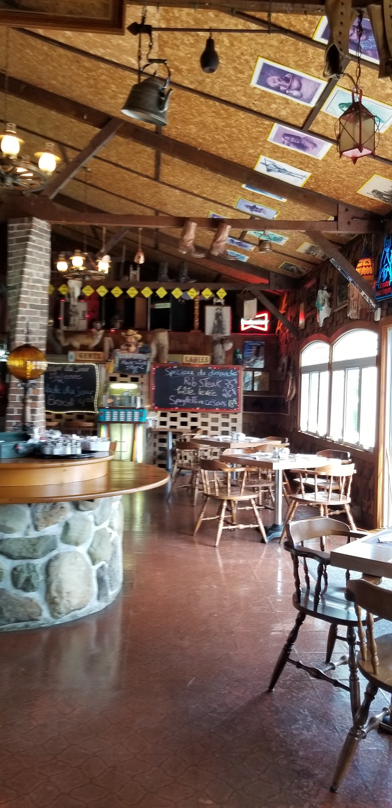 Restaurant J-Bar-C Steak House | 55 Chemin Côté, Coaticook, QC J1A 2S4, Canada | Phone: (819) 849-4309