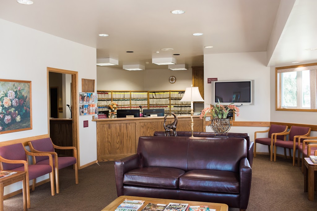 Everson Dental Clinic | 201 E Main St, Everson, WA 98247, USA | Phone: (360) 255-5572