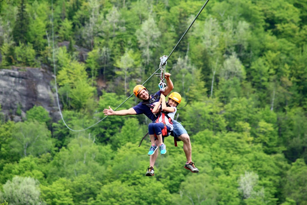Tyroparc | 400 Chem. du Mont Catherine, Sainte-Agathe-des-Monts, QC J8C 0L1, Canada | Phone: (819) 324-2002