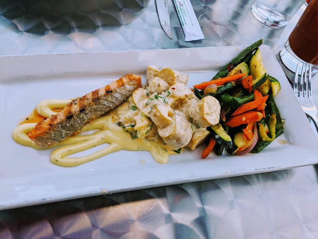 Lancaster Taphouse | 4529 Gordon Rd, Regina, SK S4W 0B7, Canada | Phone: (306) 570-2323