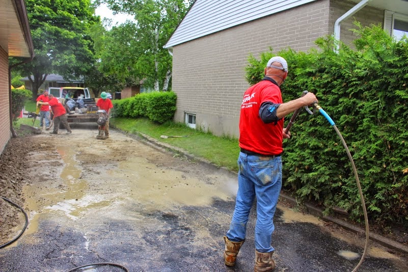 Ashpark Basement Waterproofing Contractors | 853 Simcoe St S, Oshawa, ON L1H 4K8, Canada | Phone: (800) 334-6290